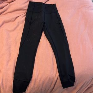 Lululemon cropped leggings